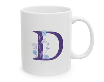 Keramisk mugg med initialer och blomma, personlig kaffekopp, present till henne, bokstaven D