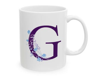 Keramisk mugg med initialer och blomma, personlig kaffekopp, present till henne, bokstaven G