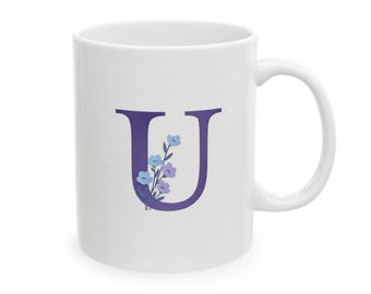 Keramisk mugg med initialer och blomma, personlig kaffekopp, present till henne, bokstaven U