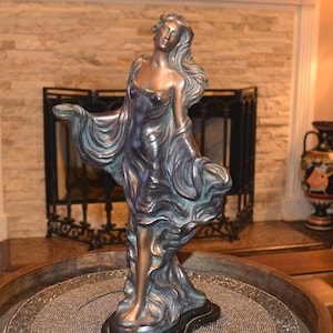 Austin Sculpture Alice Heath - Etsy