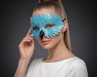 Handcrafted Raven Masquerade Mask: Feathered Bird Design, Gothic Carnival Accessory