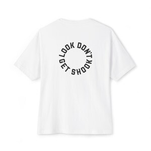 Bold Circular Back Design Boxy Tee for Modern Street Confidence, Airlume Cotton bild 1