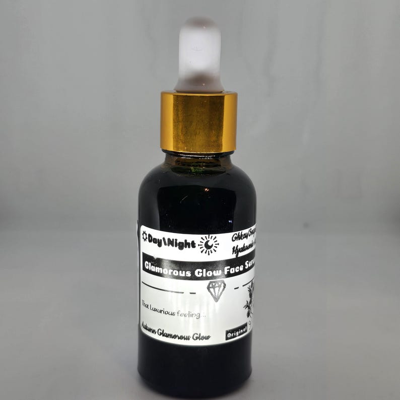 A high-performance facial serum housed in a protective dark glass dropper bottle to preserve sensitive active ingredients like:

GHK-Cu (Copper Peptide)

Hyaluronic Acid

Advanced skin-support actives

Barrier-restoring hydration complex

Medical-grade results with luxury self-care energy.