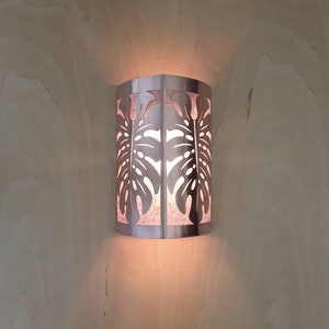 Lámpara de pared grande de cobre con forma de hoja de Monstera