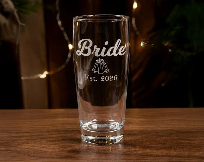 Bridal Veil Pint Glass – 2026 Wedding Edition