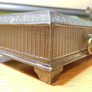 Meriden Quadruple Silver Plate Box image 1