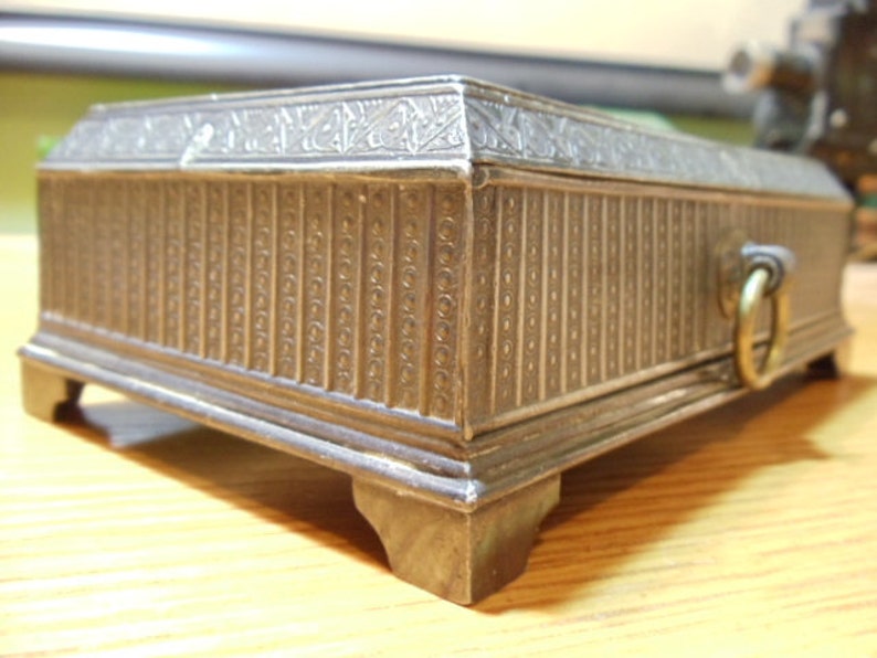 Meriden Quadruple Silver Plate Box image 1