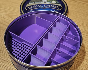 Boîte à biscuits pour grand-mère avec porte-aiguilles amovible - Inserts séparés pour boîte à biscuits danoise de 7,5 x 2 po. - Fournitures créatives ou de couture