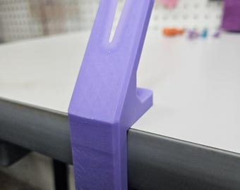3D Printed Zipper Slider Installation Jig with Table Clamp – Sewing Tool