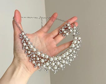 Vintage Pearl Crystal Bib Necklace - Retro Bridal Statement Collar - Elegant Wedding Jewelry