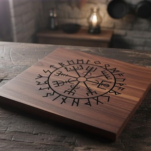 Brújula vikinga Vegvisir SVG JPEG/Archivo de grabado láser Descarga digital para Glowforge Cricut CNC/Diseño de mitología nórdica antigua