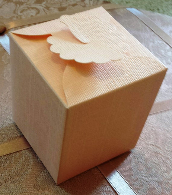 Pink Linen Gift Box by Dazzle & Lace Catch My Party