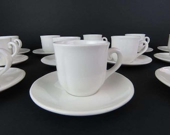 Taza y platillo vitrificados
