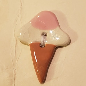 Keramisk knapp - Välj mellan stjärna, klocka, jul, cupcake, glasstrut Ice Cream Cone