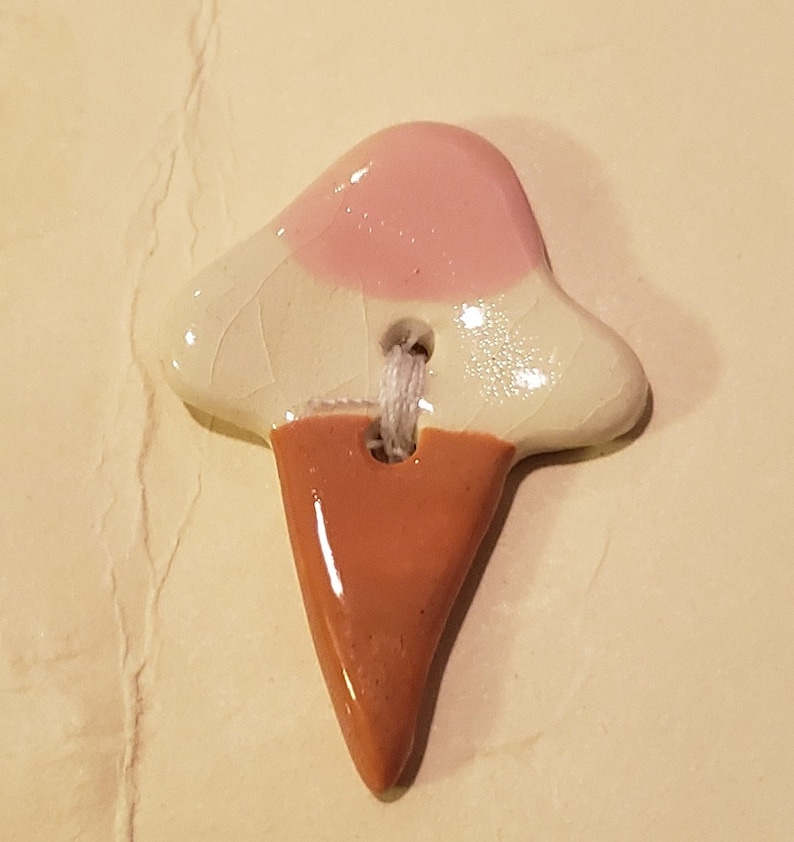 Keramisk knapp - Välj mellan stjärna, klocka, jul, cupcake, glasstrut Ice Cream Cone