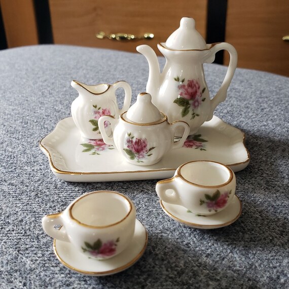 Mini Tea Set by Dazzle & Lace Catch My Party