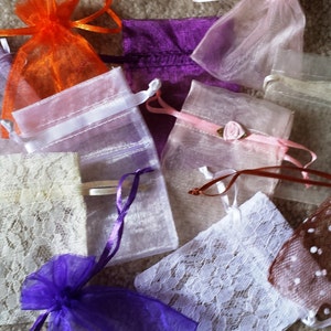 3 x 4 Organza Favor Bags 12 Pack image 1