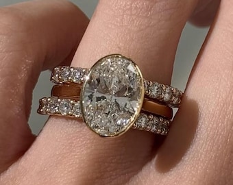 Crushed Ice Oval Moissanite Bezel Engagement Ring, 14K Gold Three Ring Bridal Set, Stacking Wedding Bands, Unique Solitaire Set for Women