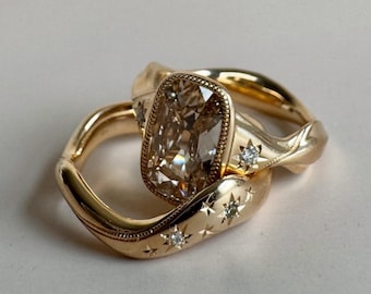 Old Mine Cushion Champagne Moissanite Bridal Set, 14K Gold Celestial Star Wavy Wedding Band Unique Elongated Cushion Engagement Ring For Her