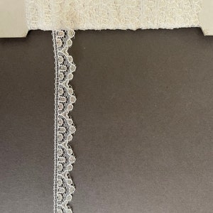 Iridescent Scallop Lace Trim