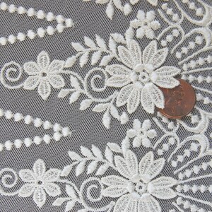 Vintage Inspired 3D Flower Ebroidery