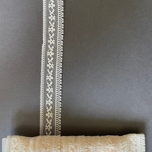 Cream Floral Picot Lace
