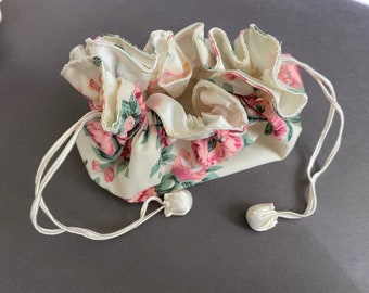 Floral/Cream Satin Drawstring Jewelry Pouch