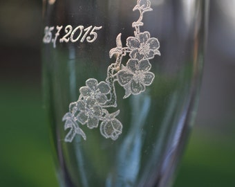 Cherry Blossom Wedding Champagne Toasting Flutes (2) - Personalized with Name or Initials