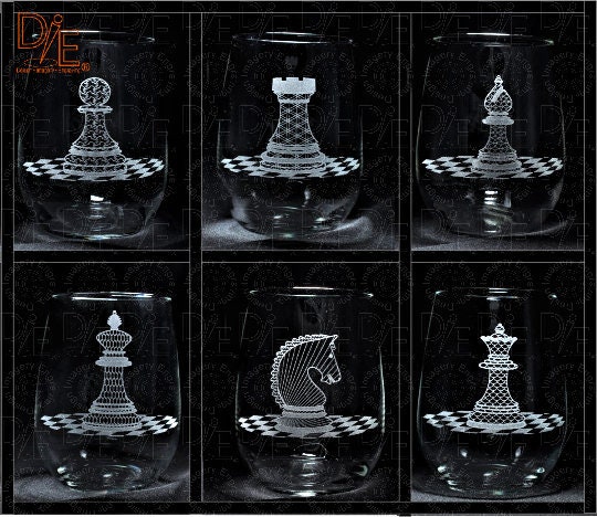 New Chess Decanter Set by The Wine Savant - Queen Chess  Decanter 750ml 12 H With 4 Rook Shot Glasses 4oz - Queen's Gambit, Chess  Player Gifts, Whiskey, Wine Lovers