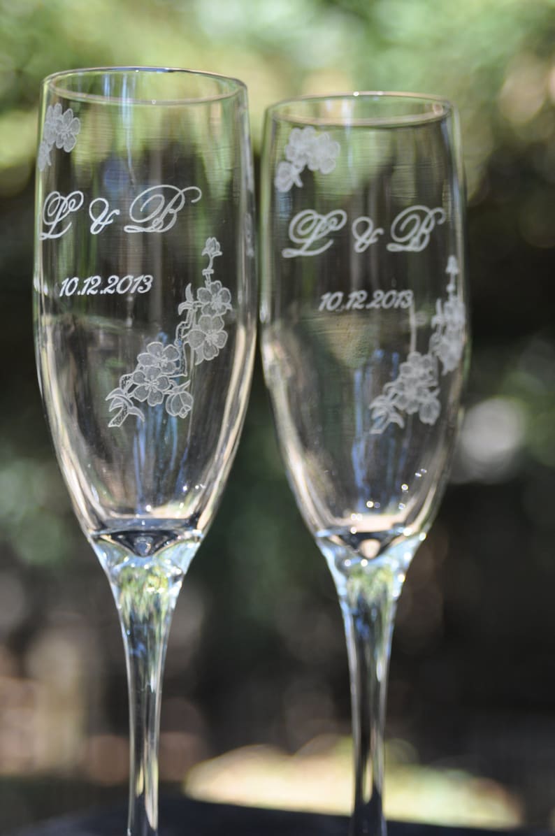 Cherry Blossom Wedding Champagne Toasting Flutes (2) - Personalized with Name or Initials