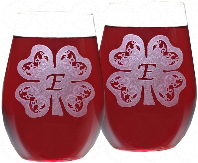 Shamrock Wine Glasses Set of 2 Personalized with Initials image 1