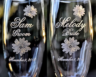 Champagne Flutes - Daisy  Wedding Toasting Glasses
