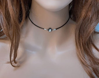 Dainty Choker Necklace, Victorian Choker with Black Cameo, Black Leather Choker