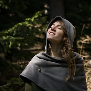 Mist of the Grove Forest Green Grey Elven Shawl Robe with Brooch and Elf Gloves
