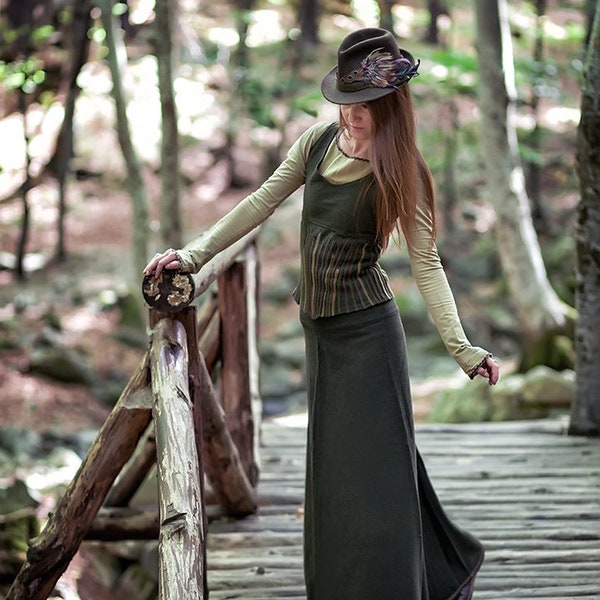 Woodland Keeper Cashmere Woolen Ensemble / Boho / Elven / Corset Vest / Jupe longue