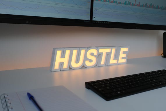 HUSTLE LED Desk Lamp