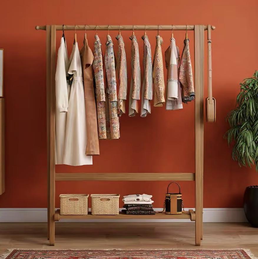 Le grucce in legno sono la scelta migliore per riporre i vestiti? Sì, ecco perché - Butler Luxury