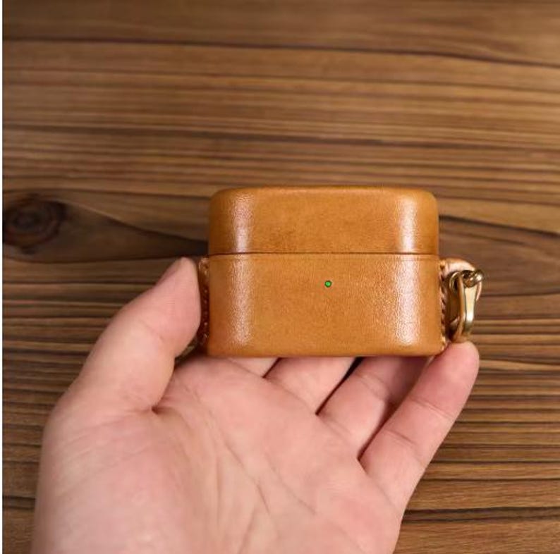 Handytasche für Sony WF-1000XM6 aus Leder | Handgefertigte Schutzhülle für Ohrhörer Light Brown