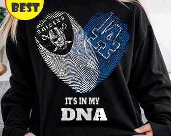 PNG de fútbol americano de Las Vegas y LA Dodgers, huella dactilar de corazón "Está en mi ADN" Descarga digital, diseño de sublimación para aficionados al deporte, PNG de camiseta para el día del partido