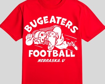 Paquete de imágenes PNG de fútbol americano de Bugeaters, imágenes PNG de deportes vintage de Nebraska, diseño de fútbol americano retro, sublimación de fútbol americano universitario, imágenes PNG para camisetas