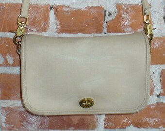 Vintage Coach Bone Pocket  Bag
