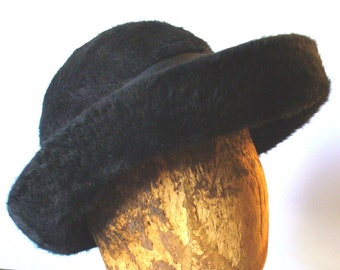 Vintage Mr. John Classic Large Black Brimmed Ladies Hat