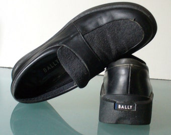 Vintage Bally Flannel& Leather Loafers Size 7M US