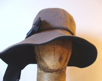 Vintage Mr. John Jr. Taupe Floppy Brimmed Ladies Hat