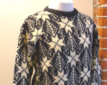 Vintage LL Bean Grey & White Snowflake Sweater Size L
