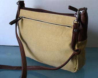 The Vermont Country Store Canvas and Leather Shoulder Bag