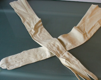 Vintage Opera Length White Kid Gloves