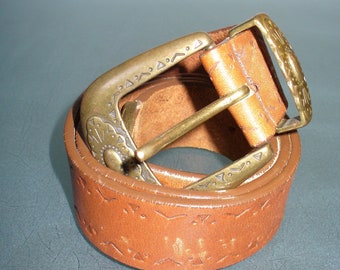 Vintage L.L. Bean Tooled Indian Motif Leather Belt Size 28