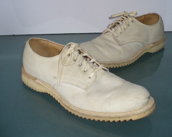 Vintage Kee-Ger White Buck Oxfords
