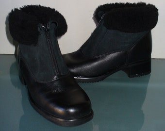 Vintage Canadienne Shearling Eskimo Boots Size 8.5 M US